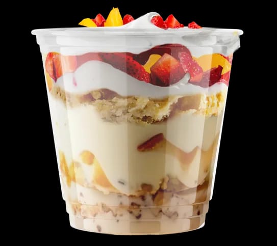 Trifle tres leches de fresa y durazno